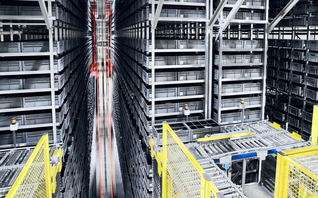 Intelligent Robotic Capabilities Within a warehouse setting